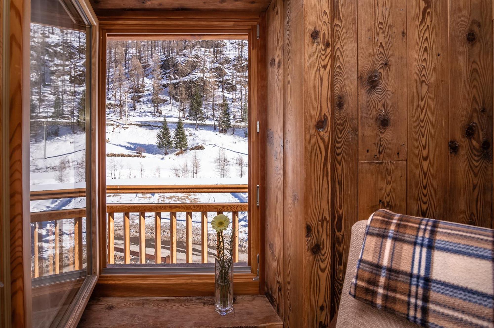 Anderbatt Hotel Gressoney-La-Trinite Exterior photo